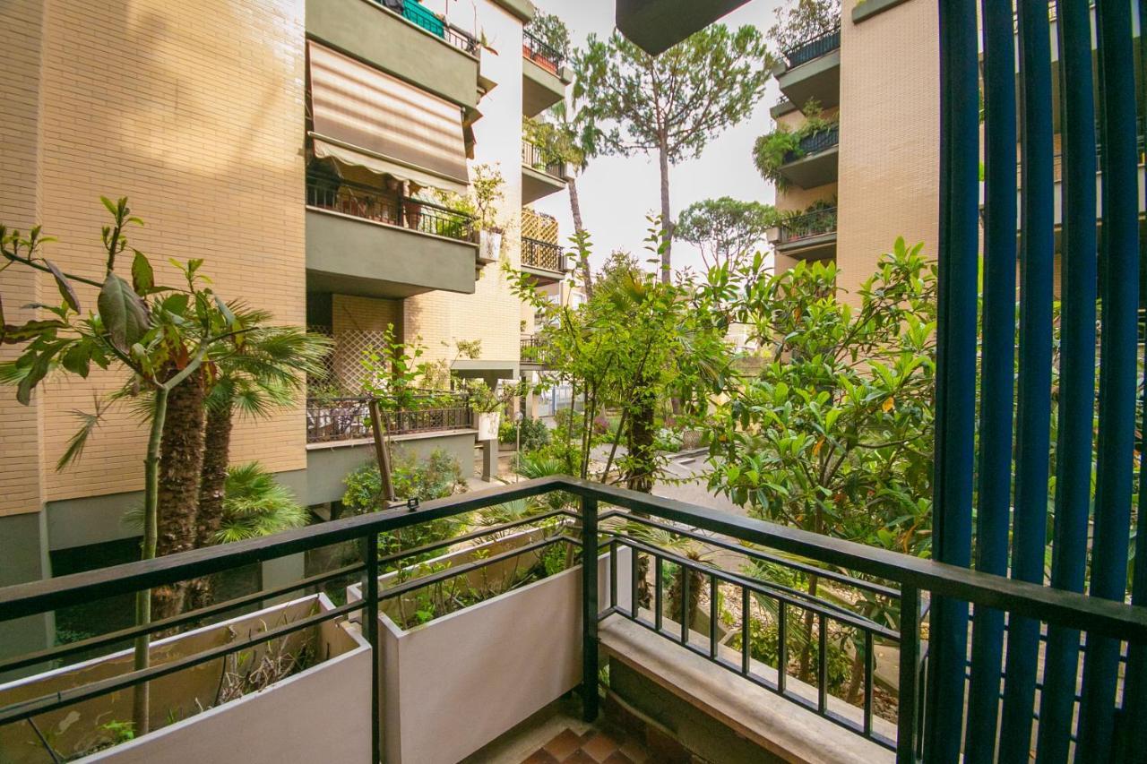The Voice Of The Moon Apartment Rome Exterior photo