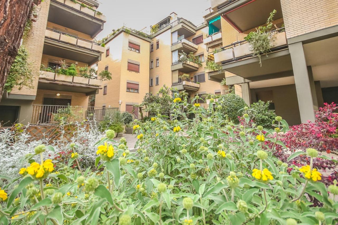 The Voice Of The Moon Apartment Rome Exterior photo