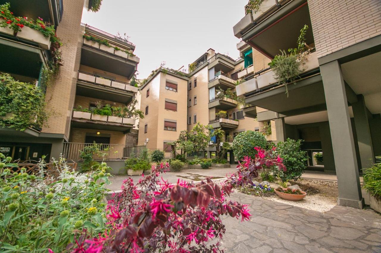 The Voice Of The Moon Apartment Rome Exterior photo
